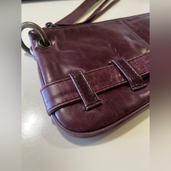 Elegant Dark Purple Pebbled Leather Clutch - Picture 4 of 11